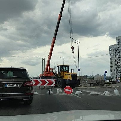 З 24 по 27 квітня у Києві частково обмежать рух Південним мостом: що відомо - 412x412