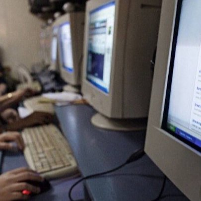 В Україні закрили шість онлайн-крамниць, які розповсюджували книги держави-агресора - 412x412