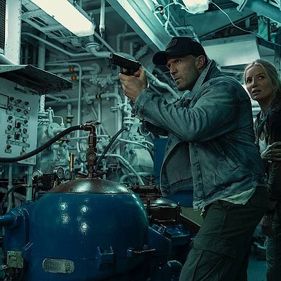 В Україні представлено трейлер  екшен-трилера "Заколот" із Джейсоном Стейтемом: фільм у кіно вже влітку - 412x412