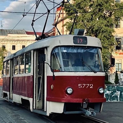 Київські трамваї змінюють рух з 11 по 15 травня: яких маршрутів це стосується - 412x412