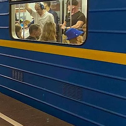 Київ планує закупити нові вагони метро у кредит: що відомо - 412x412