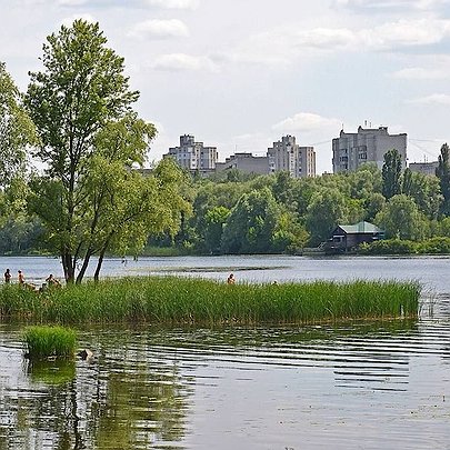 У Києві назвали пляжі, де містянам небезпечно купатися: перелік локацій - 412x412