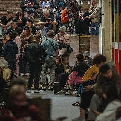 Під час російської атаки 15 червня у київському метро перебувало понад 40 тисяч людей: подробиці - 412x412