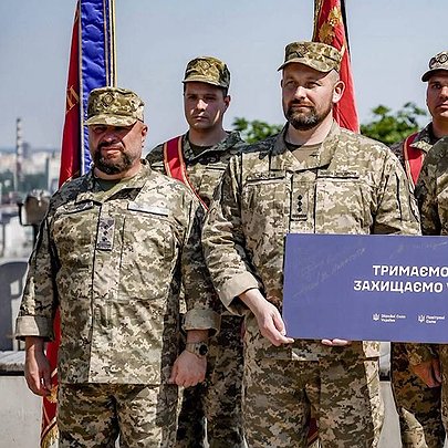 У Києві відкрили пам'ятний знак воїнам-зенітникам: який він має вигляд - 412x412