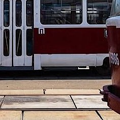 У Києві продовжили роботу громадського транспорту у вечірні години: список маршрутів - 412x412