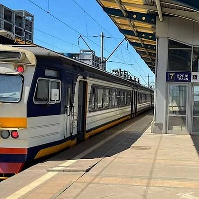 У Києві додадуть 18 рейсів Kyiv City Express через ускладнений рух мостами: за яким графіком вони ходитимуть - 412x412