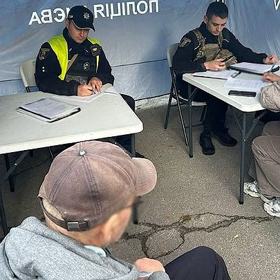 У Святошинському районі Києва розгорнули штаб допомоги постраждалим від атаки РФ: як її отримати - 412x412