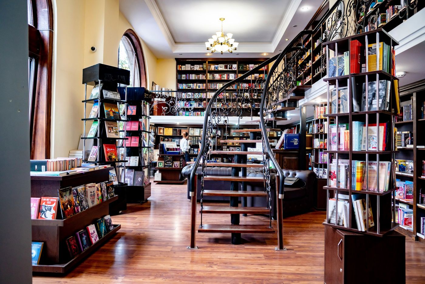 У книгарні "Сяйво книги" проведуть заходи з арттерапії та нейрографіки: вхід вільний