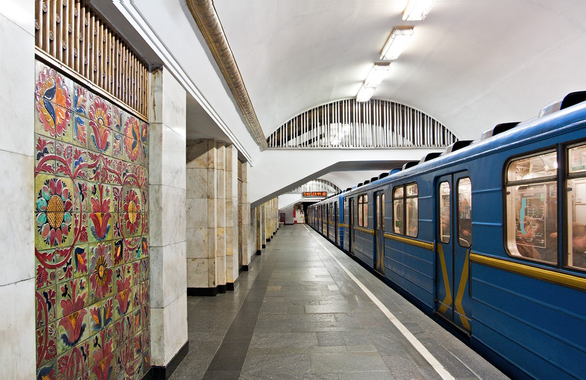 На станції метро "Хрещатик" відкривається ще один закритий раніше вестибюль