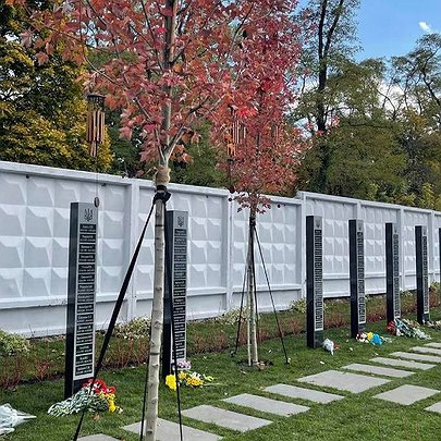 У КМДА розповіли, чи дійсно на Алеї пам’яті Захисників встановлять МАФ - 412x412