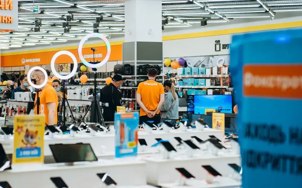 Українські торгові мережі додають у чеки "безплатні" електронні книжки, щоб зменшити податки