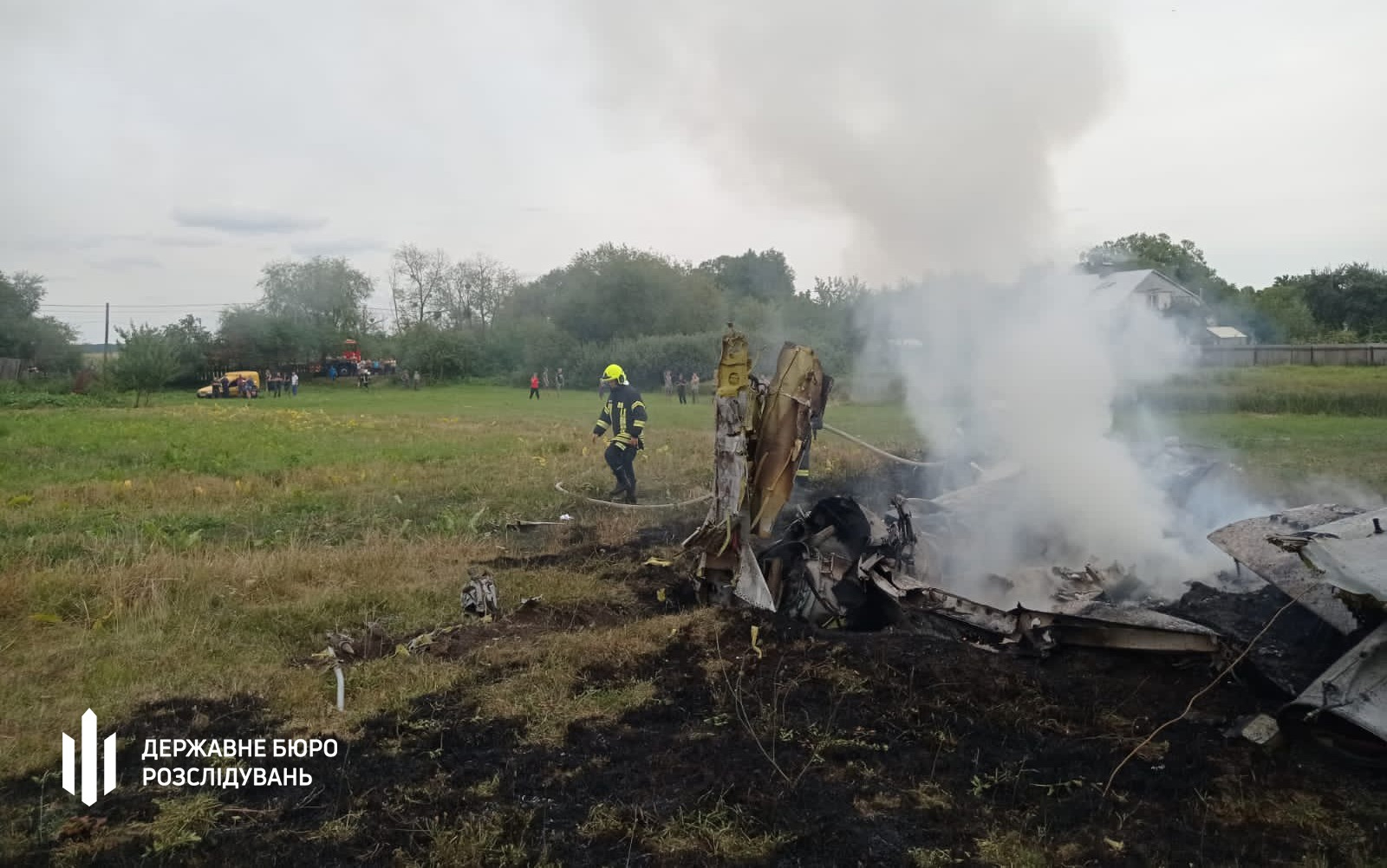 У ДБР розглядають три версії смертельної авіакатастрофи на Житомирщині