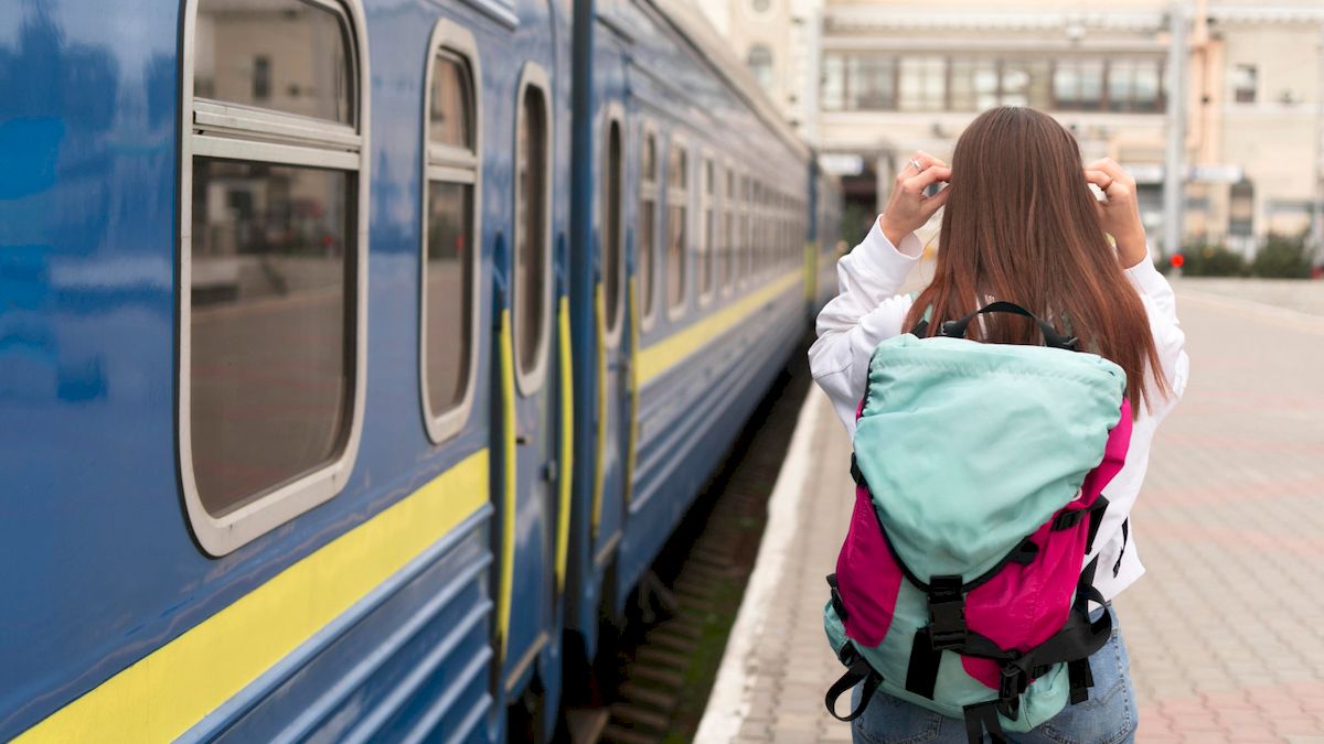 Вагони із суто жіночими купе курсуватимуть у складі ще трьох поїздів
