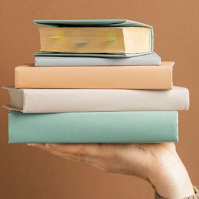 У Києві можна обміняти старі російськомовні книги на нові українською: де та як - 412x412