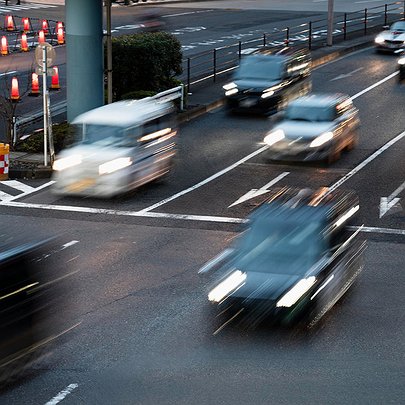 У Києві обмежили швидкість руху до 50 км/год: перелік вулиць - 412x412