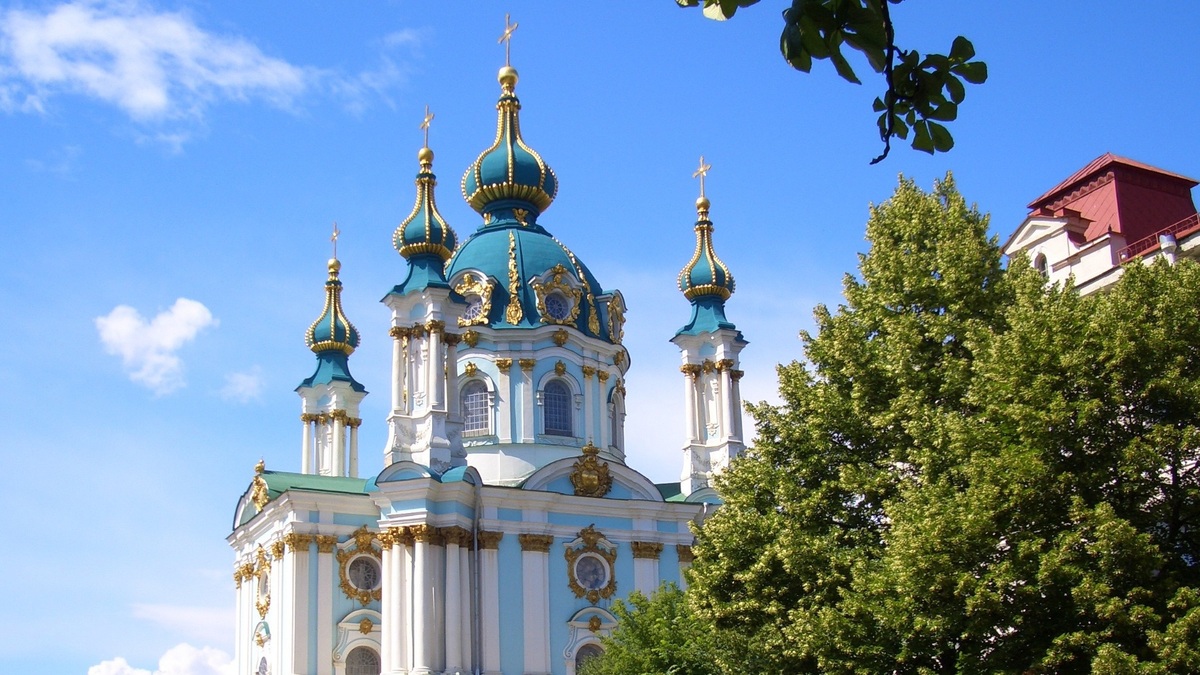 271 рік тому побудували Андріївську церкву в Києві. Як це було?