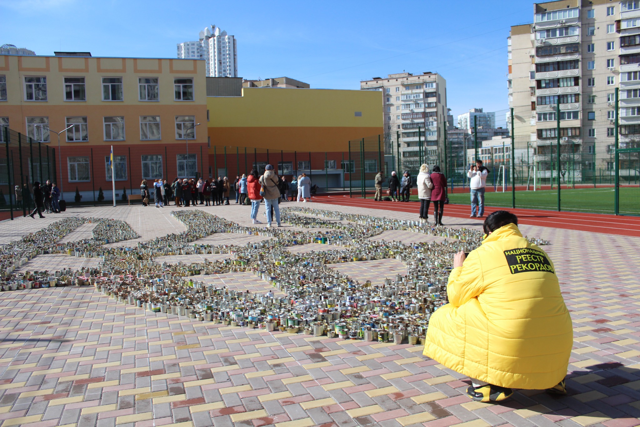 3000 окопних свічок на одній локації: у Києві зареєстрували новий рекорд