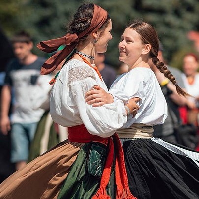 Гід на вихідні: куди піти в Києві 21-22 червня - 412x412