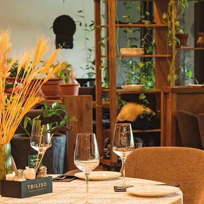 У Києві закривають ресторан Tbiliso: причина - 412x412