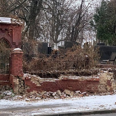 Петиція про збереження історичної огорожі Байкового кладовища набрала голоси - 412x412