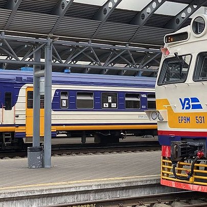 Пошкодження лінії метро: жителі Дніпровського району можуть скористатися міською електричкою - 412x412