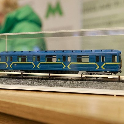 У столиці відкрили виставку до 65-річчя Київського метрополітену - 412x412