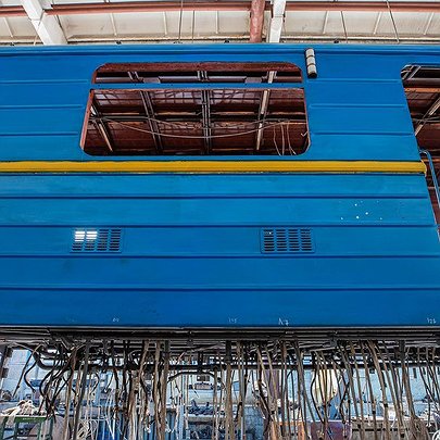 Київське метро поріже на метал вагони 1978-1980 років: чому їх утилізують, а не ремонтують чи продають - 412x412