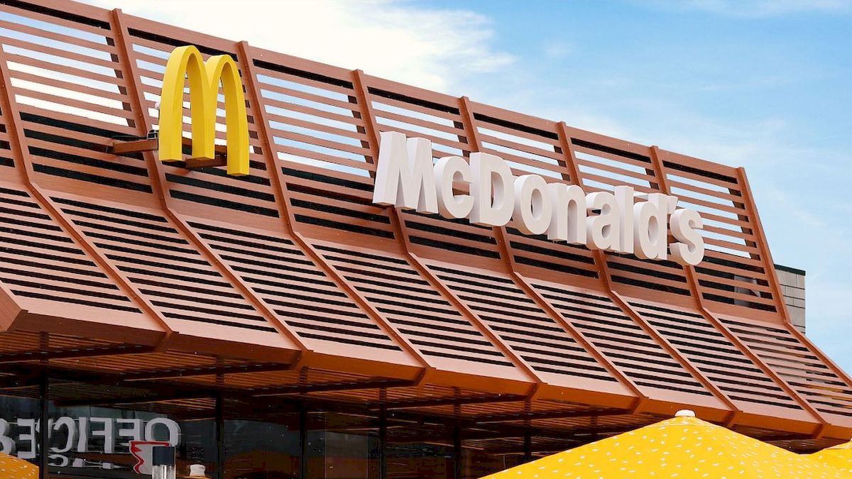В українському McDonald's тепер приймають на роботу підлітків з 16 років