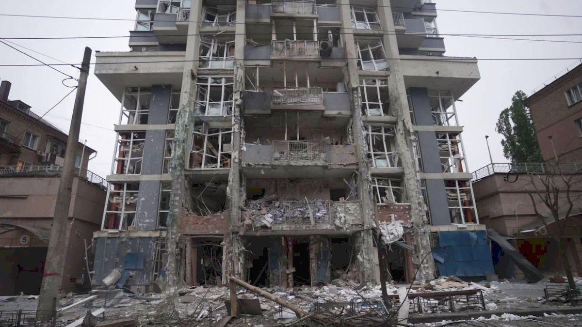 Київ вдруге поспіль зазнав масованої атаки: є постраждалі та руйнування