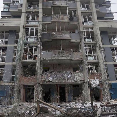 Київ вдруге поспіль зазнав масованої атаки: є постраждалі та руйнування - 412x412