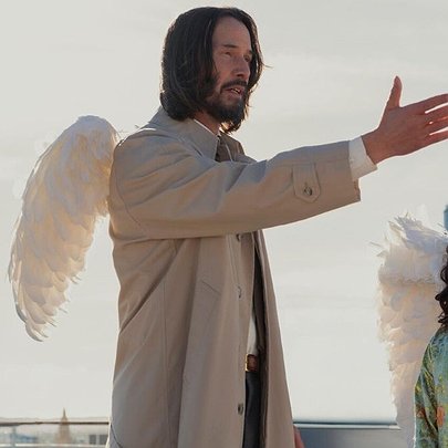 Шаламе з ракеткою, Рівз із крилами, Джекман із гітарою і Козловський на "Корпораті": 15 кінопрем'єр січня - 412x412