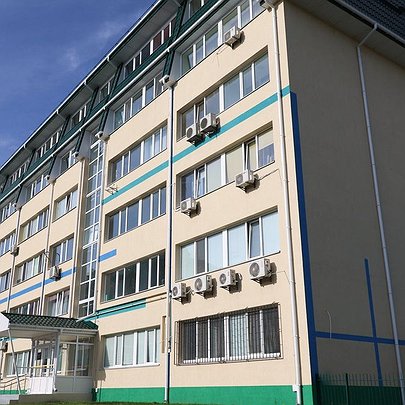 На Київщині відновили будинок, що був сильно пошкоджений обстрілами у 2022 році: фото - 412x412