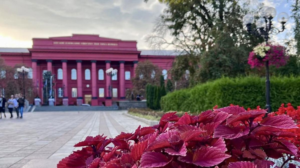 Nine free tours of Kyiv will be held this week: how to get there