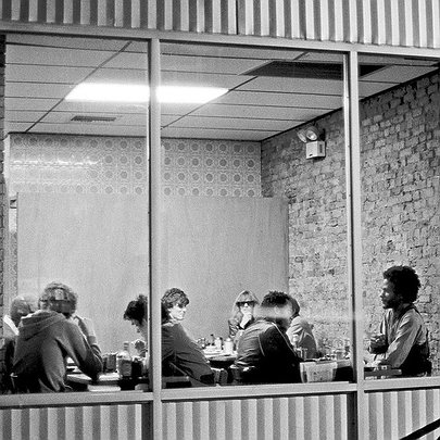 Маленький "Київ" на Мангеттені: історія ресторану, що став улюбленим місцем нью-йоркської богеми - 412x412