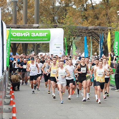 Вперше за 15 років: Чемпіонат України з марафонського бігу під час Приватбанк Київського Марафону Незламності - 412x412