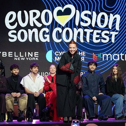 Багато фольку, цікаві відкриття й трошки смішного: оцінюємо пісні фіналістів Нацвідбору на Євробачення-2026 - 412x412