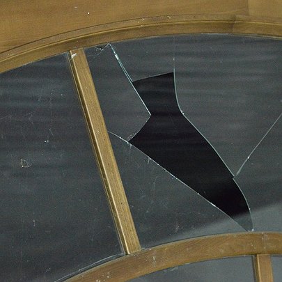 Російський обстріл пошкодив Киво-Печерську лавру: фото - 412x412