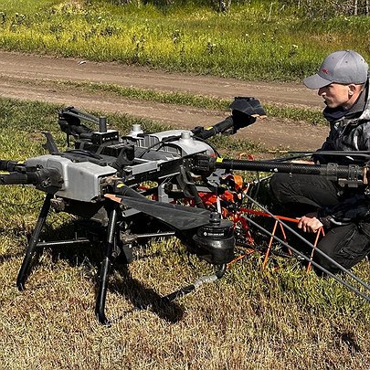 На Київщині вперше обстежили водойму за допомогою сенсорного дрона MinesEye - 412x412