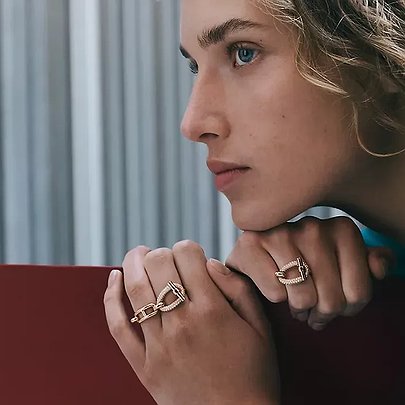 Фото для Гейлі Бібер, Chanel і Louis Vuitton: 6 українських фешн-фотографів зі світовим ім’ям - 412x412