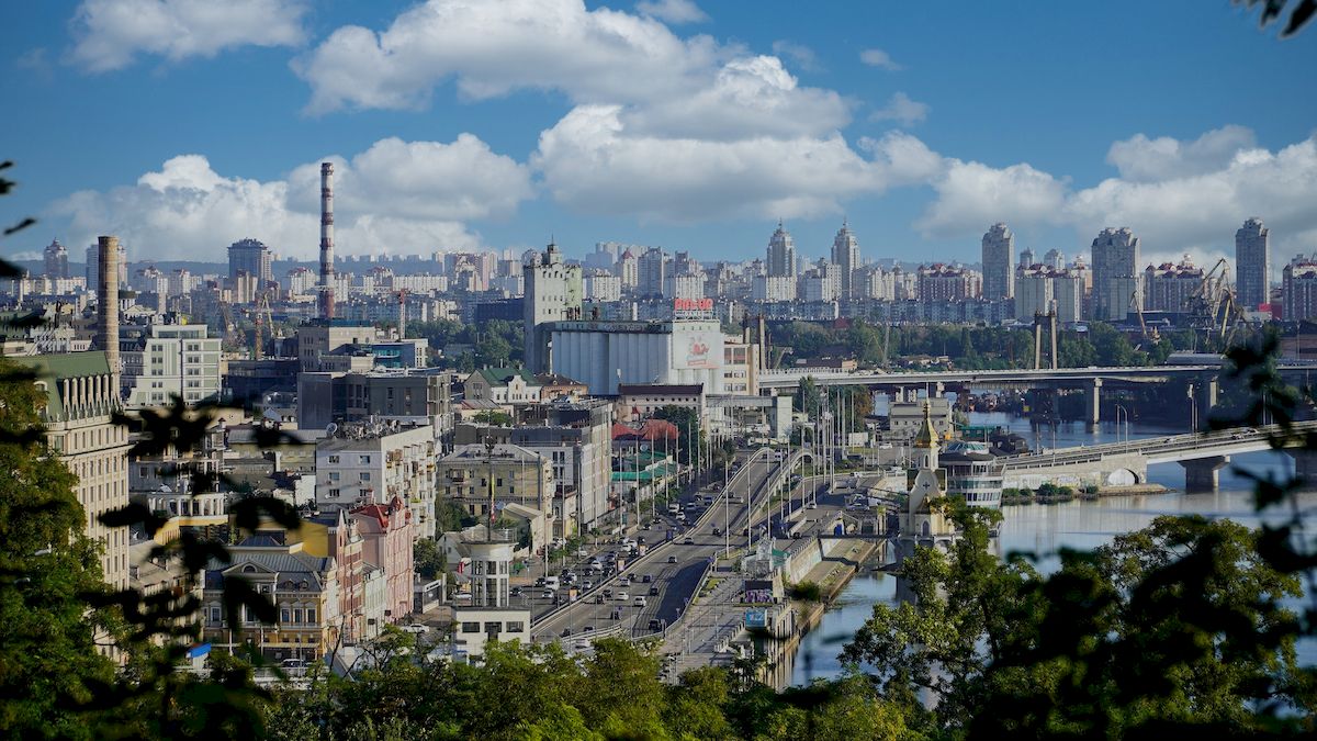 Що відбувається з якістю повітря у Києві: свіжі дані від КМДА