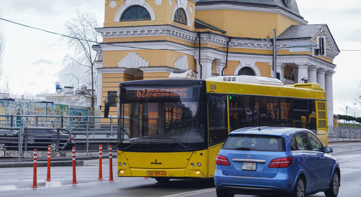 КМВА напрацювала алгоритм роботи громадського транспорту під час тривог: який він