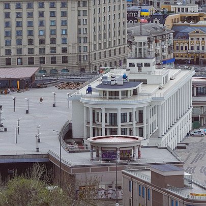 У Києві оголосили конкурс ідей на облаштування Поштової площі - 412x412