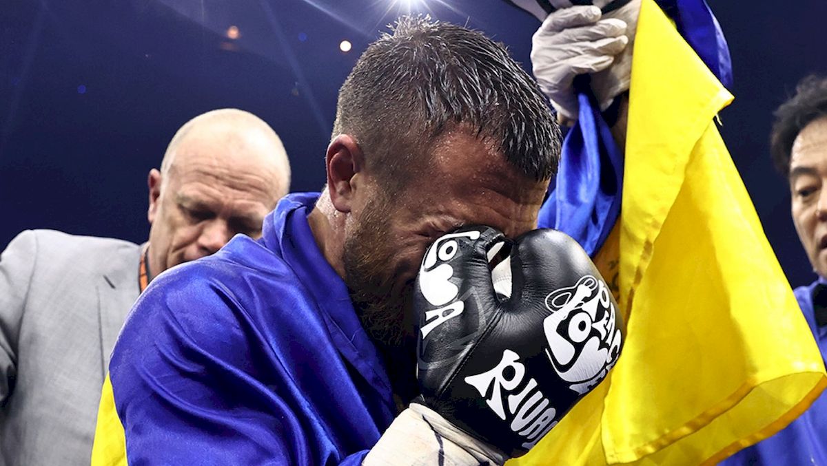 Українець Василь Ломаченко став чемпіоном світу в легкій вазі за версією IBF