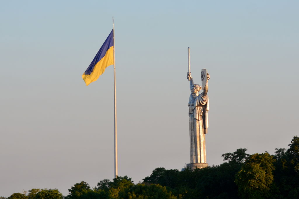 Головний прапор України