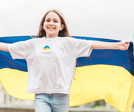 Вивчити українську легко: 10 онлайн-курсів для поліпшення рівня мови - 412x412