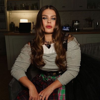 Діалоги з містом: Олександра Заріцька — про Київ, новий трек KAZKA та пошуки сили в цей непростий час - 412x412