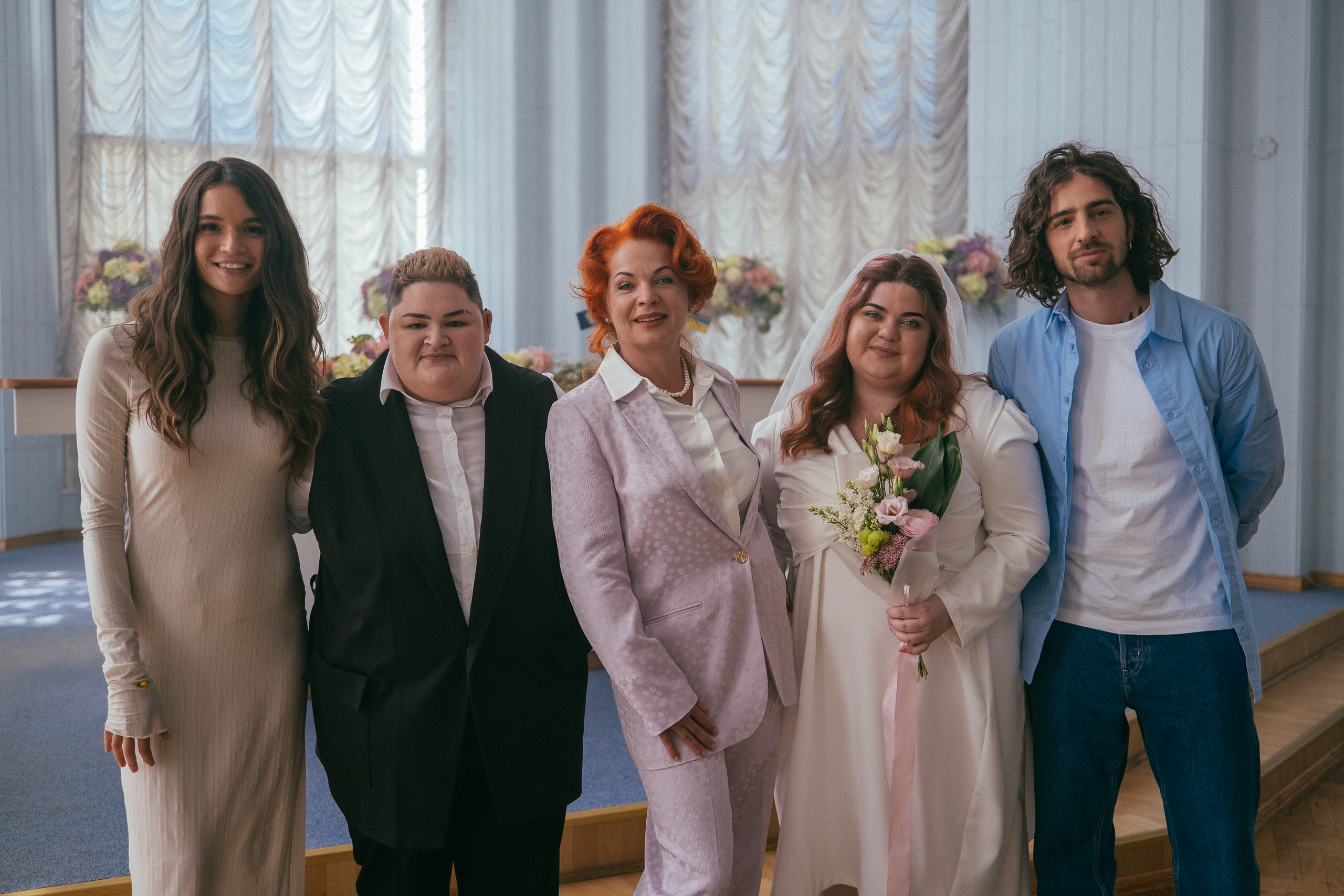 Українські зірки та ЛГБТК+ пари знялися у фільмі на підтримку шлюбної рівності