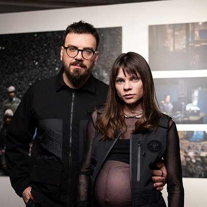 "До світла": новий фотопроєкт Костянтина та Влади Ліберових - 412x412