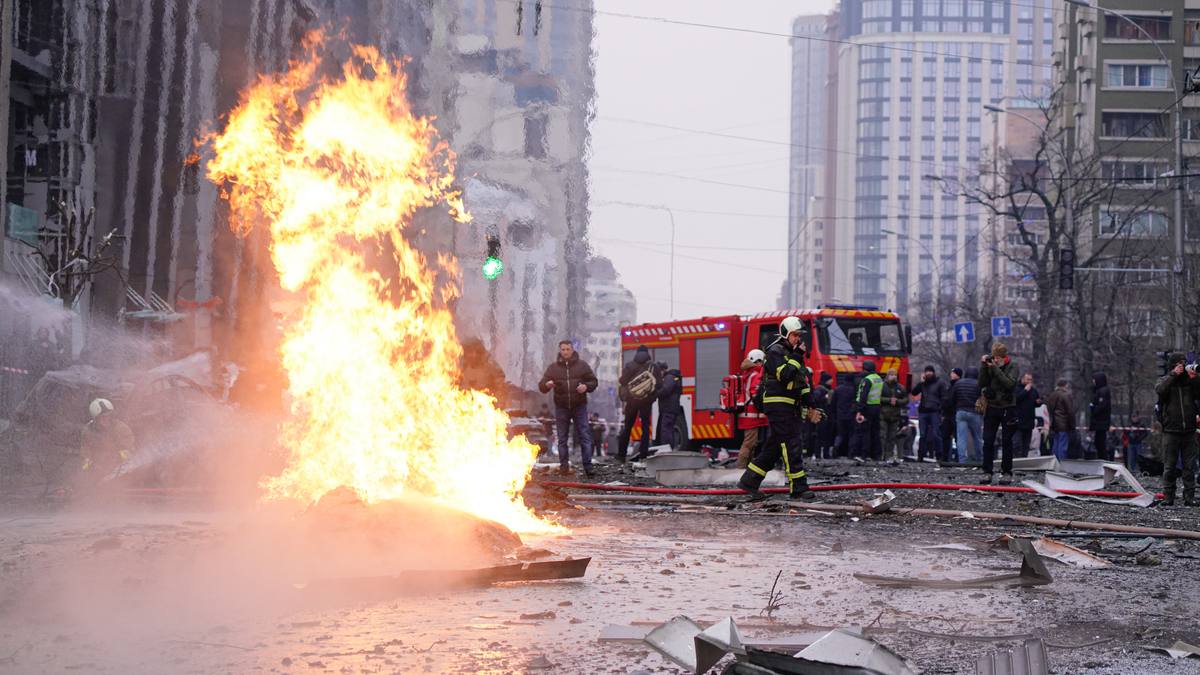 У КМДА розповіли, скільки разів і чим Київ обстрілювали у 2024 році та які були наслідки атак