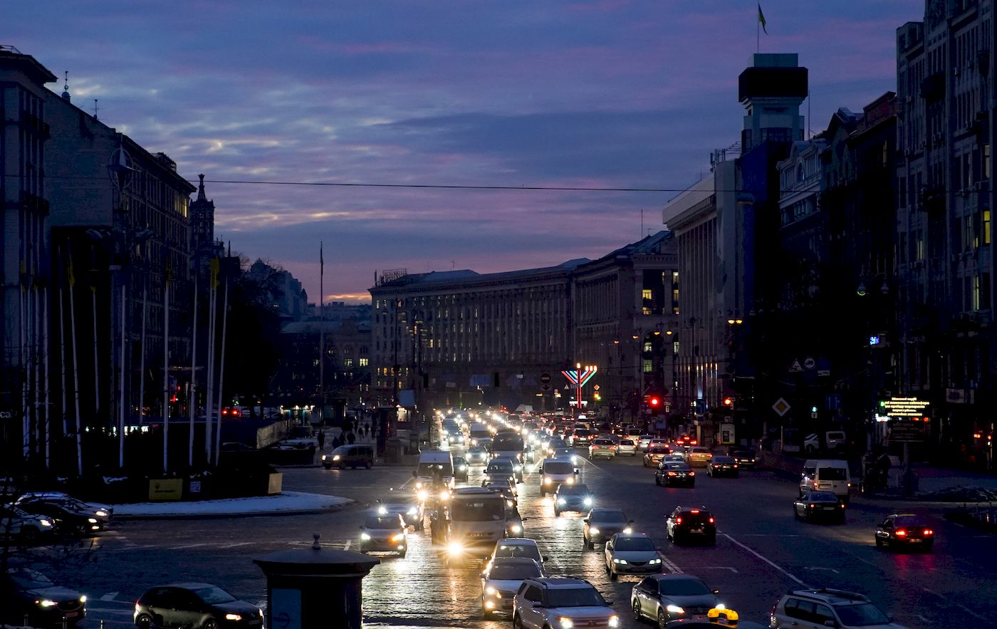ДТЕК розробив нові графіки відключень у Києві: чи будуть вимикати світло
